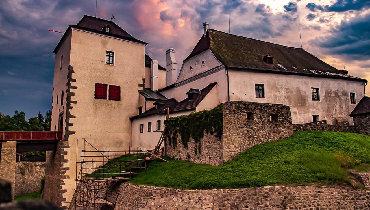 Penzion 1670 Nove Hrady  Exterior photo